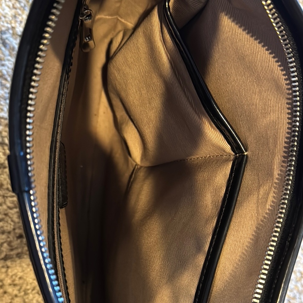 EUC Burberry Nova Shoulder Bag - Picture 5 of 16